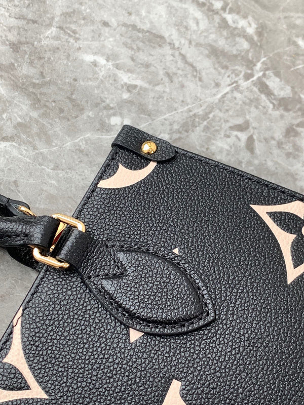 Alice Bags- Louis Vuittons  - 16402