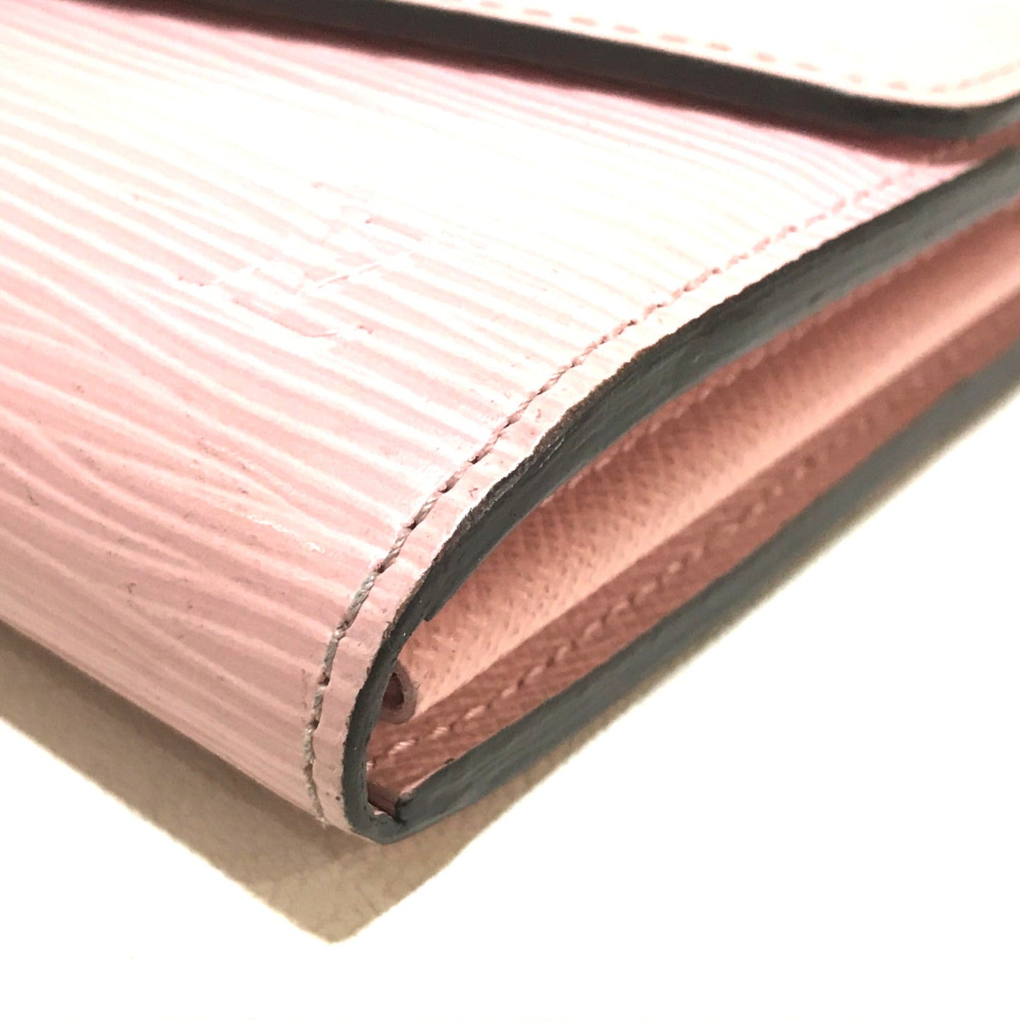 Louis Vuitton  Leather Wallet (Bi-Fold)