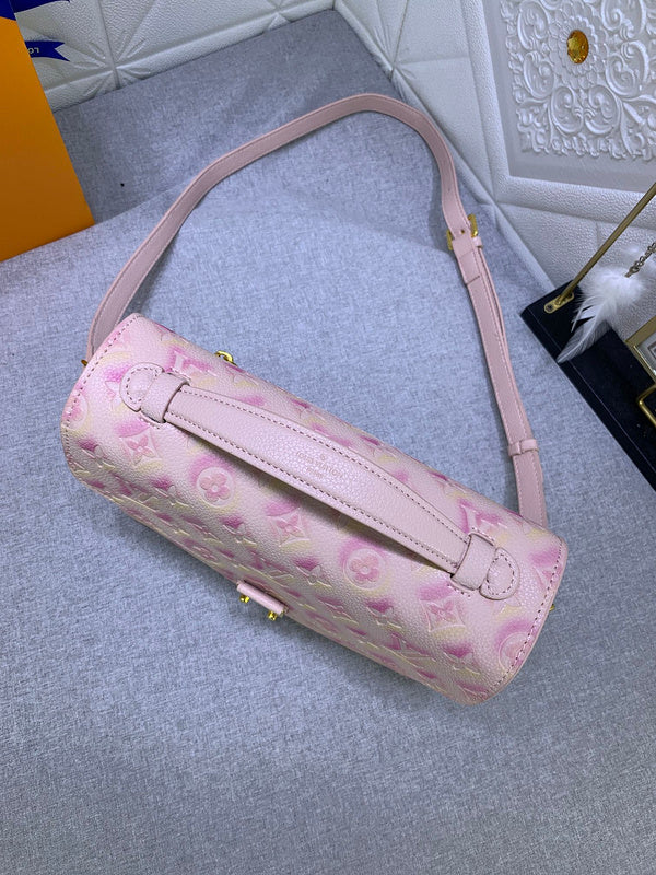 Alice Bags- Louis Vuittons  - 16443