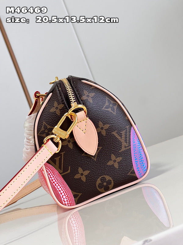 Alice bags - Louis Vuittons  - 15460
