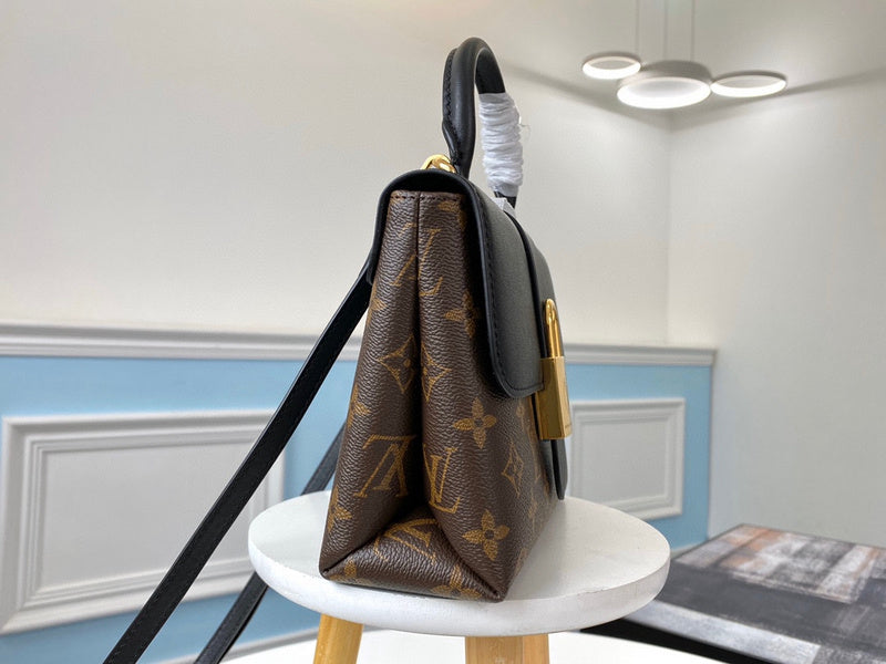 Alice Bags- Louis Vuittons  - 16351