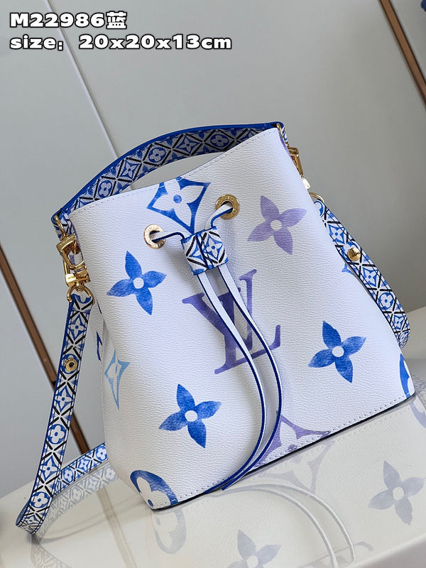 Alice bags - Louis Vuittons  - 15157