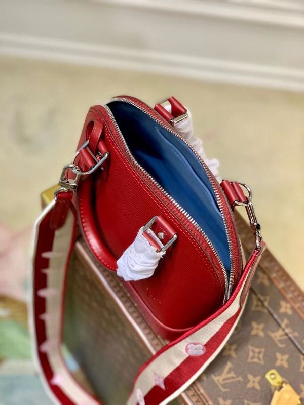 Alice Bags- Louis Vuittons  - 16317