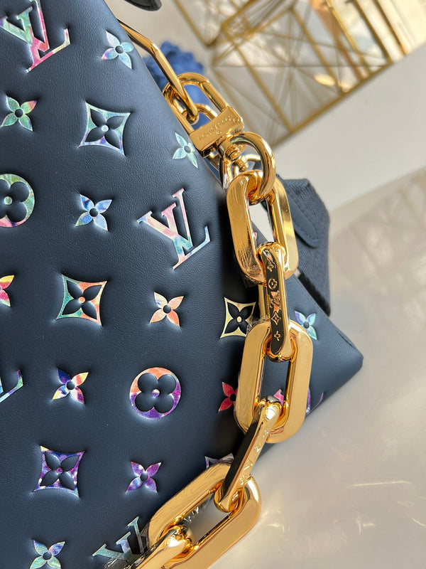 Alice Bags- Louis Vuittons  - 16255