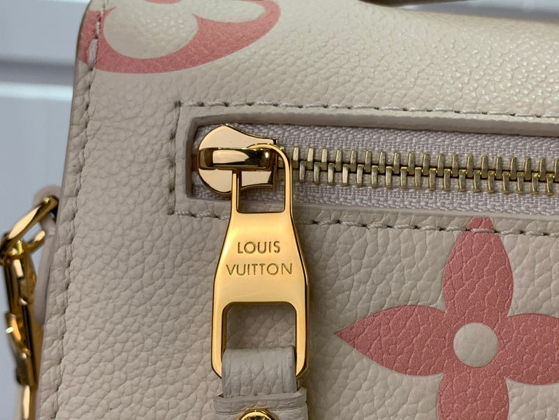 Alice bags - Louis Vuittons  - 15821