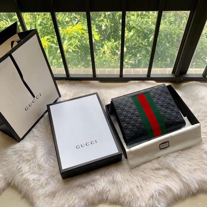 Gucci   Luxury Bags  1328