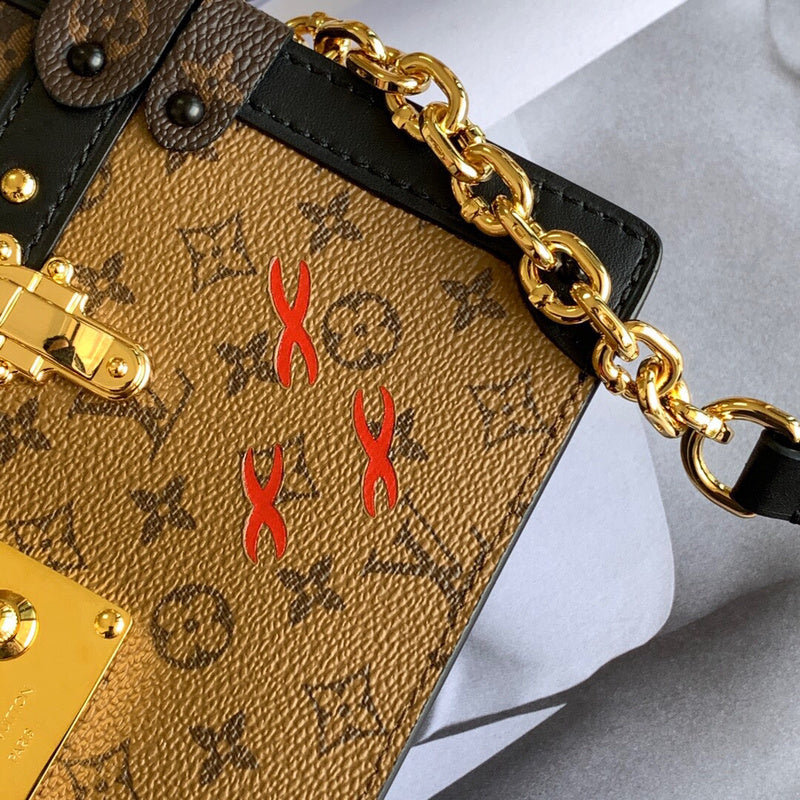 Alice Bags- Louis Vuittons  - 16301