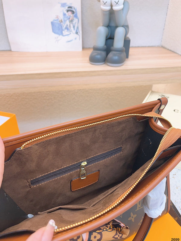 Alice bags - Louis Vuittons  - 14901