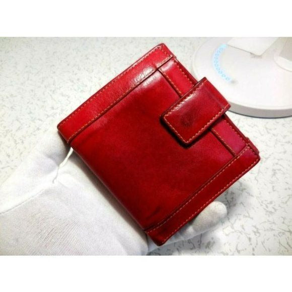 Gucci True Red Leather Bi Fold Change Purse Wallet