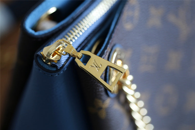 Alice bags - Louis Vuittons  - 7929