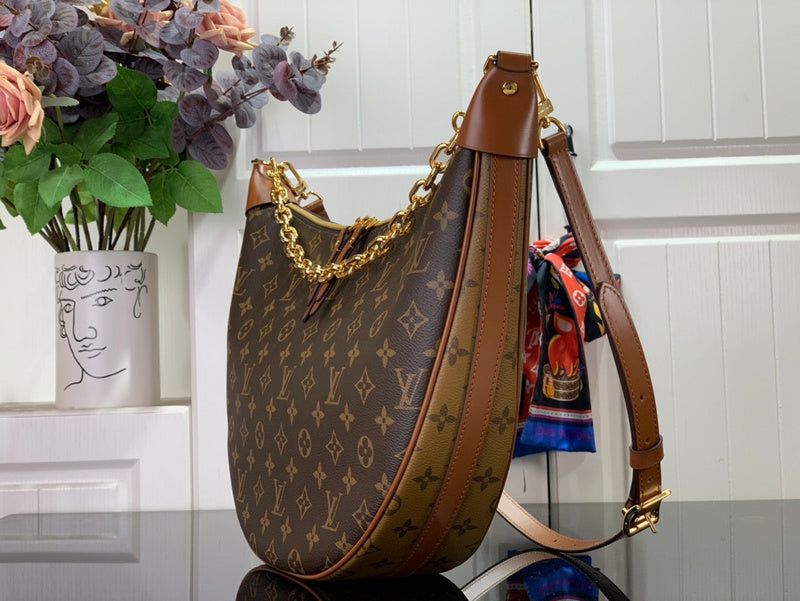 Alice Bags- Louis Vuittons  - 16372