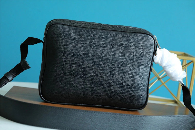 Alice bags - Louis Vuittons  - 10303