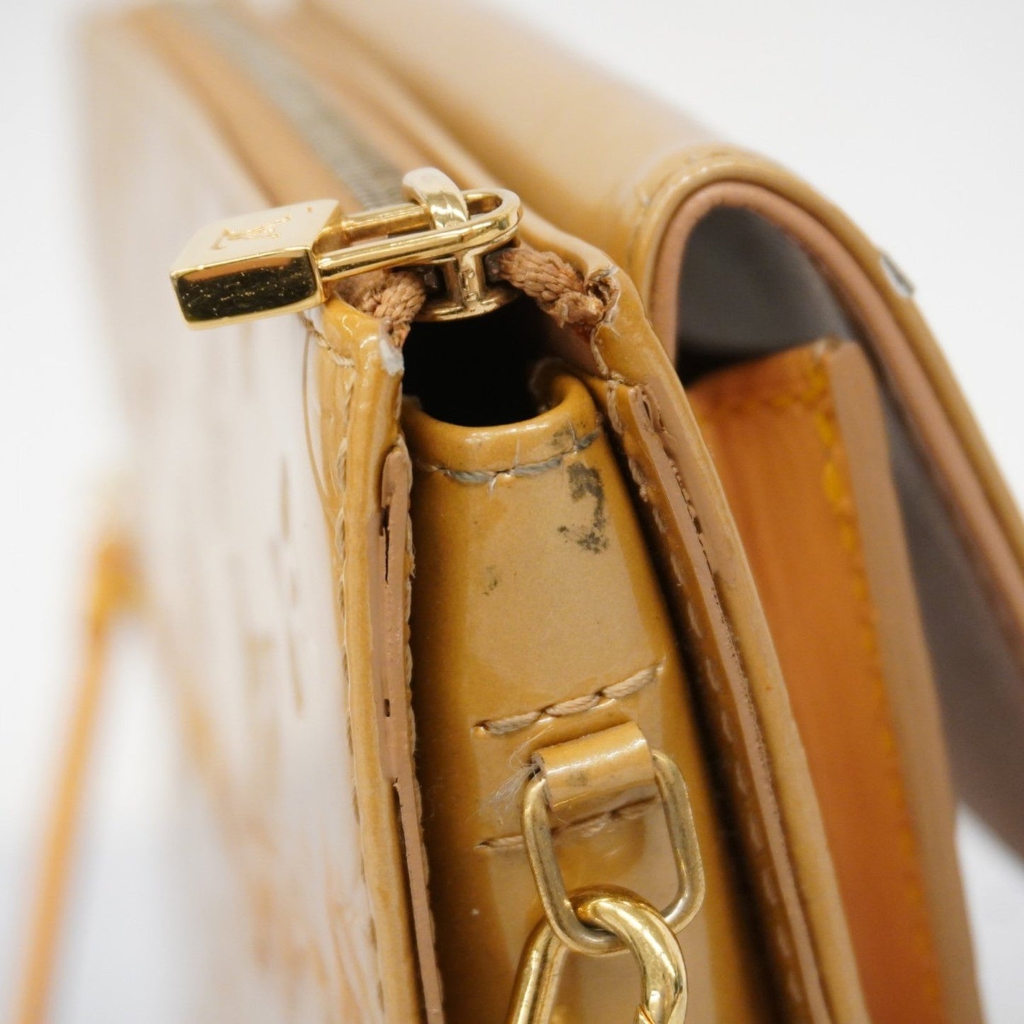 Louis Vuitton  Shoulder Bag