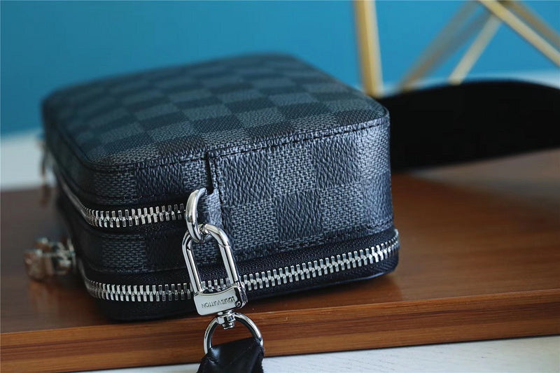 Alice bags - Louis Vuittons  - 10241