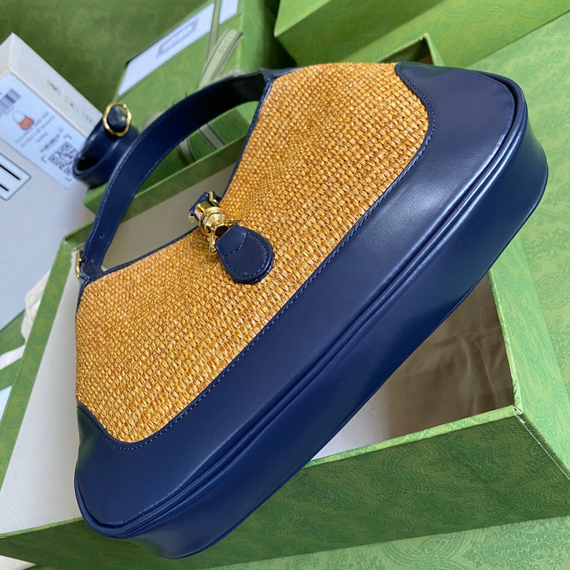 Gucci   Luxury Bags  1045