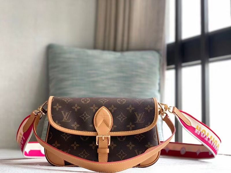 Alice bags - Louis Vuittons  - 15619