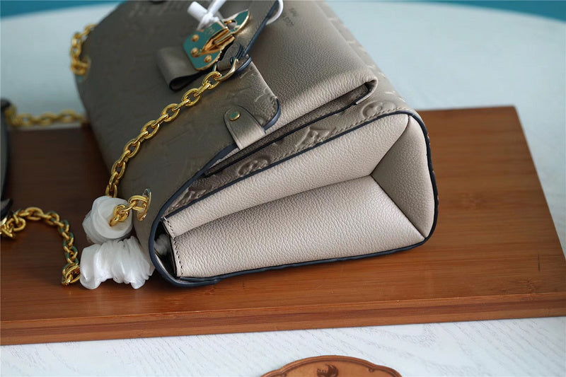 Alice bags - Louis Vuittons  - 7828