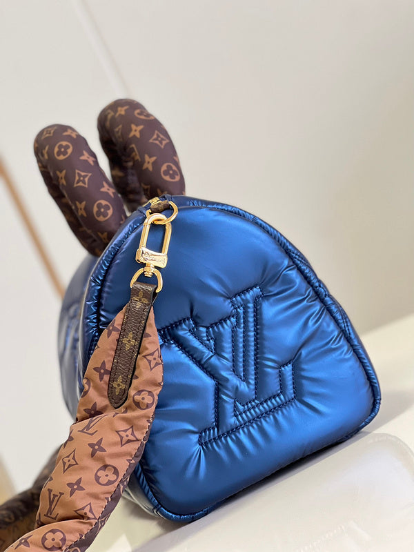 Alice Bags- Louis Vuittons  - 16104