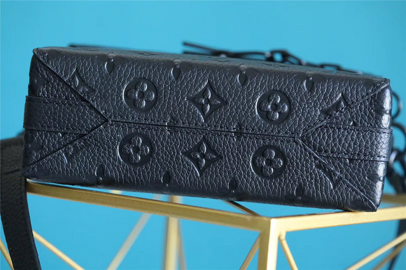 Alice bags - Louis Vuittons  - 10107