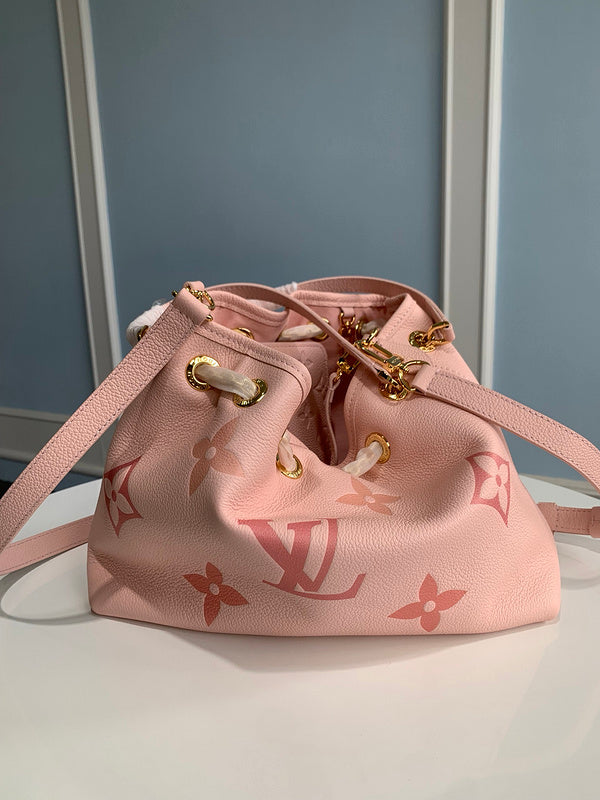 Alice bags - Louis Vuittons  - 15169