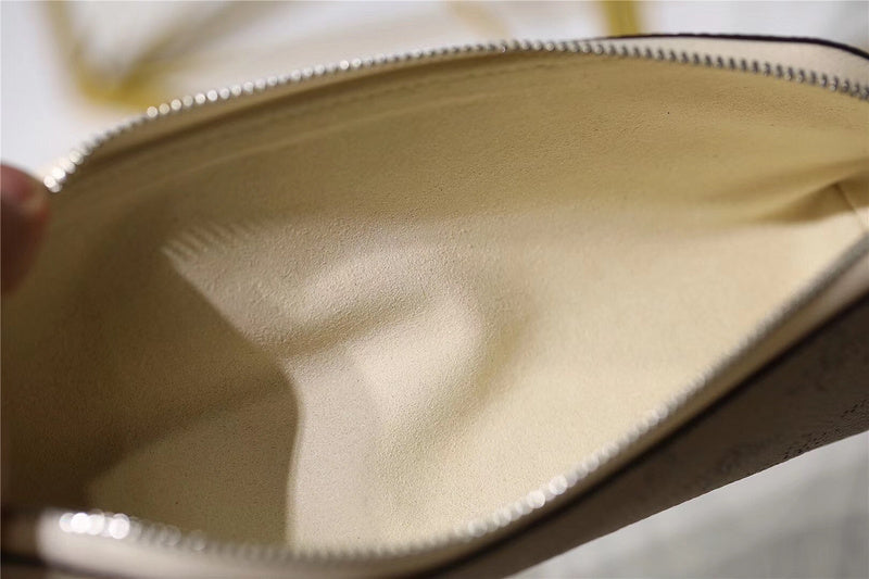 Alice bags - Louis Vuittons  - 9227