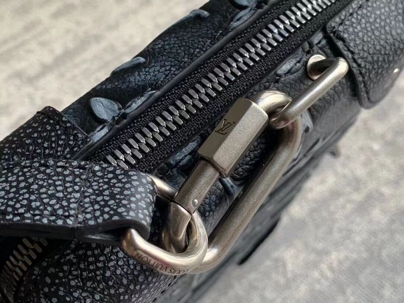 Alice  Bags- Louis Vuittons  - 15935