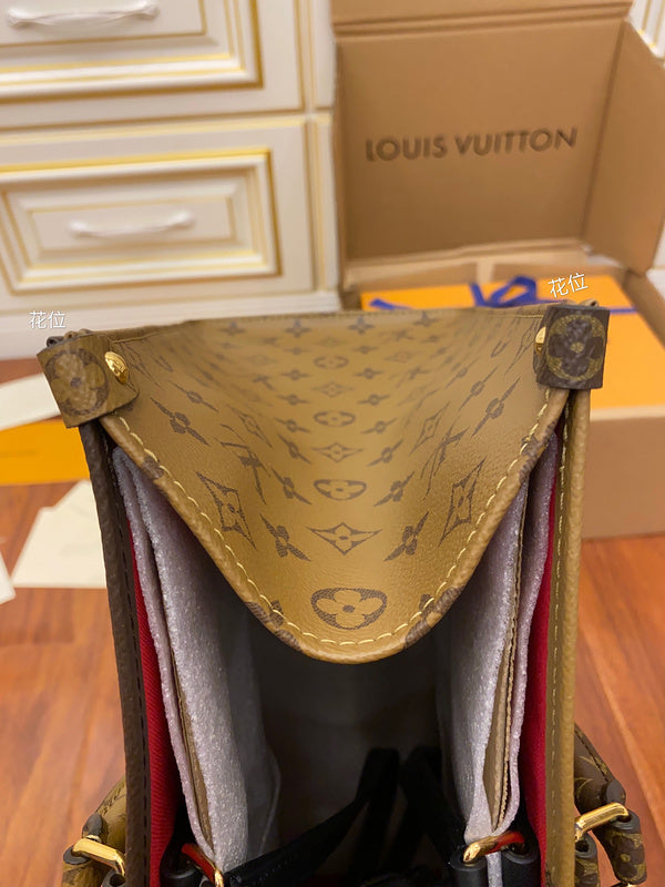 Alice Bags- Louis Vuittons  - 16157