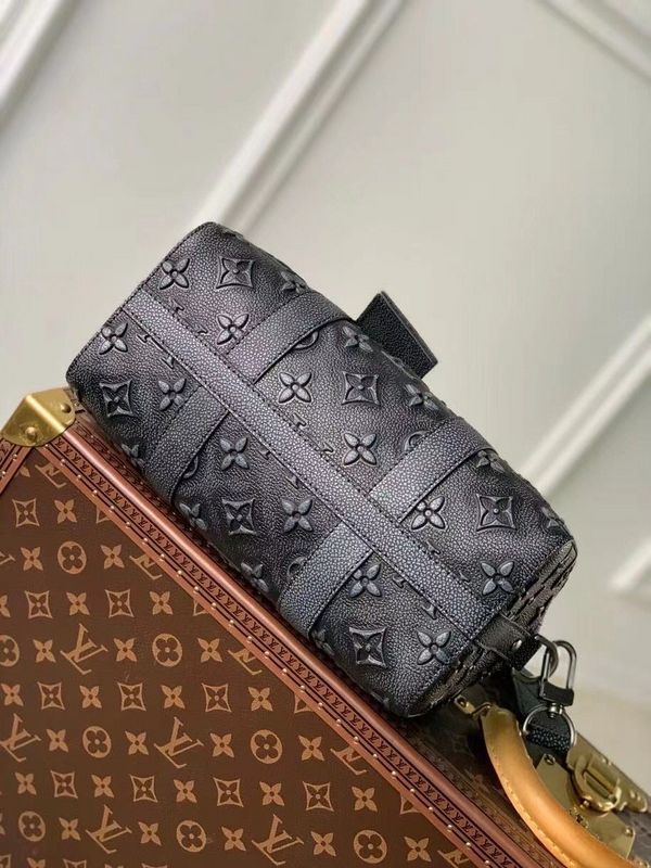 Alice Bags- Louis Vuittons  - 15960
