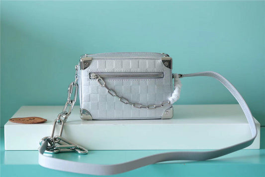 Alice bags - Louis Vuittons  - 10137
