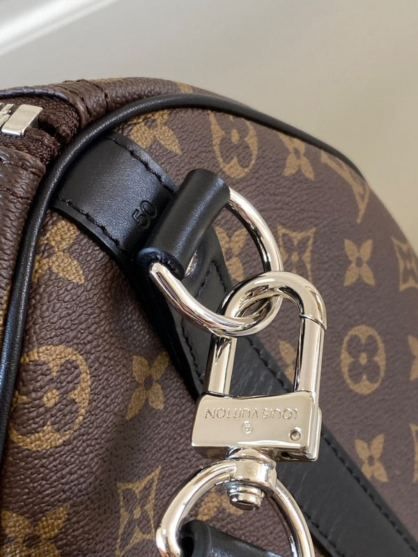 Alice Bags- Louis Vuittons  - 16564