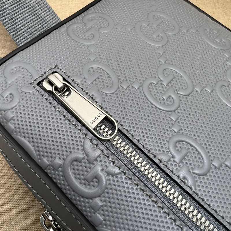 Gucci  Luxury -  Bags - 585