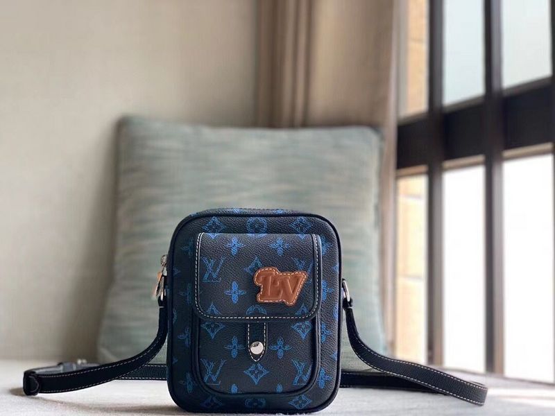 Alice Bags- Louis Vuittons  - 16252