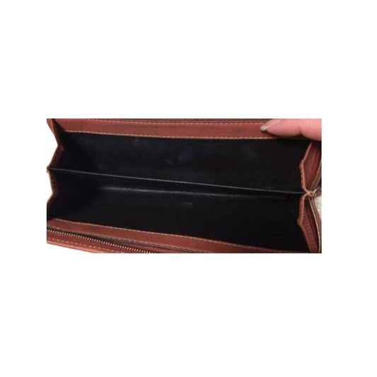 Gucci, salmon colored embossed Guccissima print leather, XL size, wallet on a removable chain