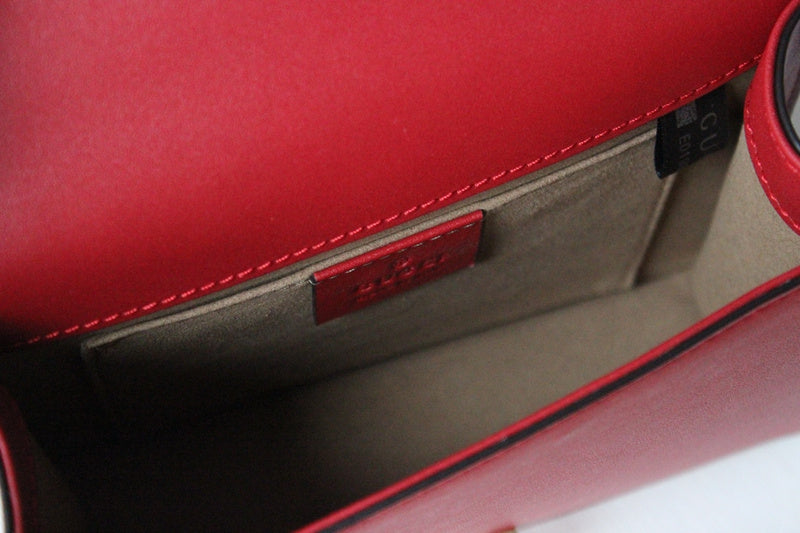 Gucci   Luxury Bags  1301