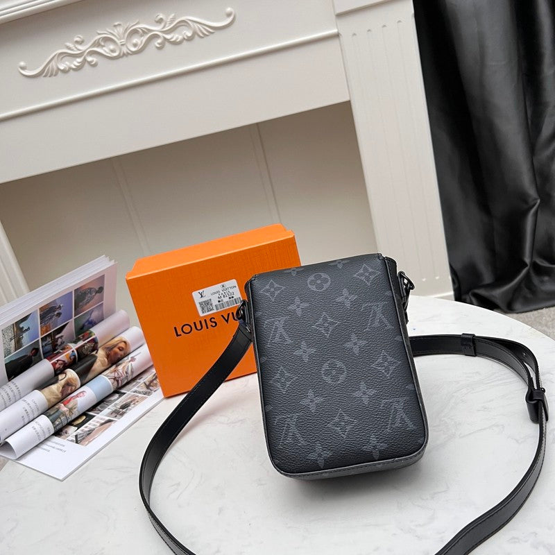 Alice Bags- Louis Vuittons  - 16493