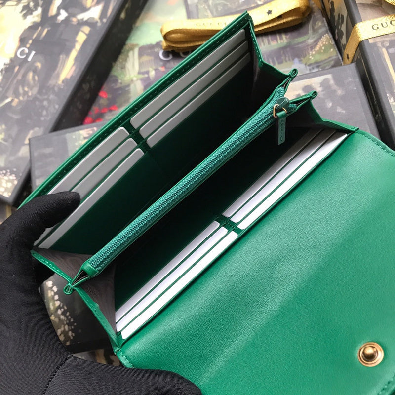 Gucci   Luxury Bags  936
