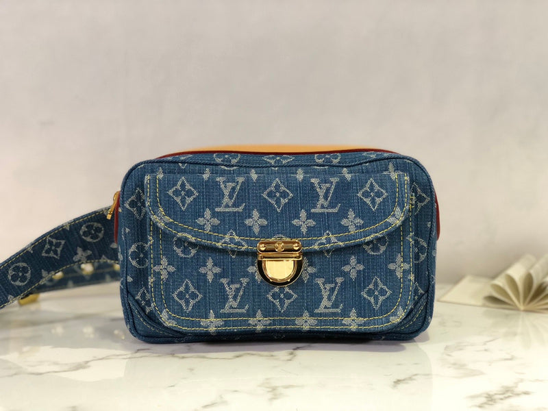 Alice Bags- Louis Vuittons  - 16068