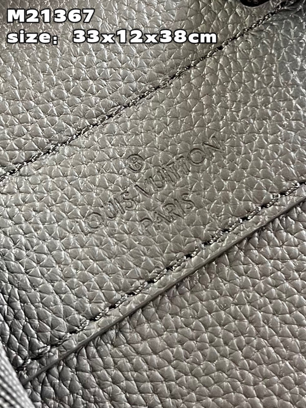 Alice Bags- Louis Vuittons  - 15976
