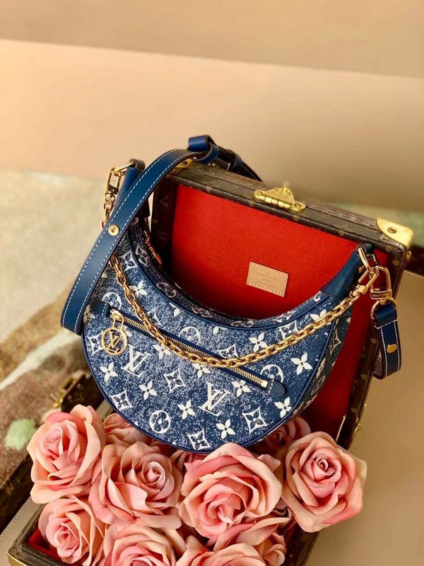 Alice Bags- Louis Vuittons  - 16610