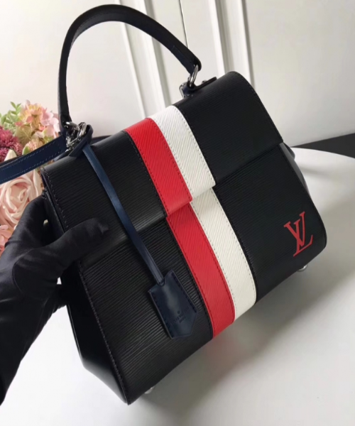 Louis Vuitton Cluny MM Epi Leather