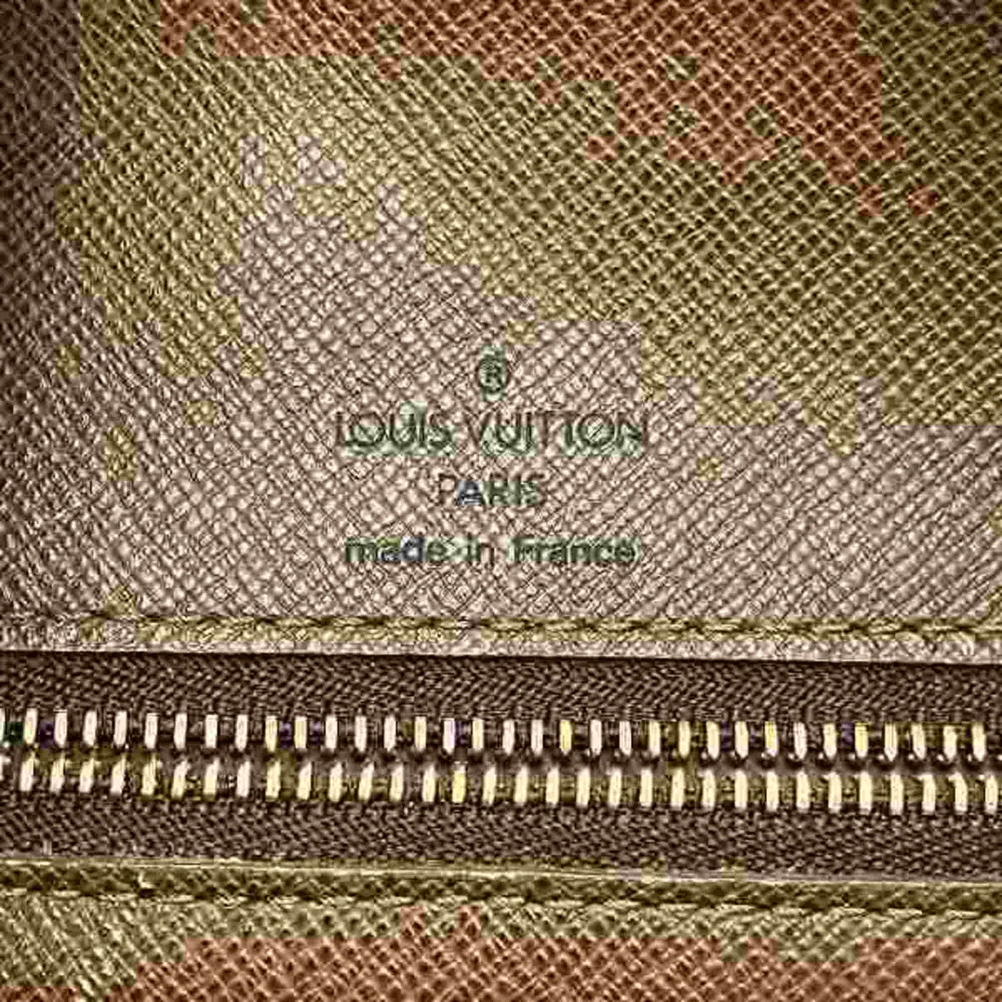 Louis Vuitton  Shoulder Bag