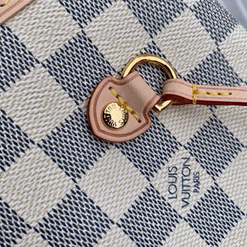 Alice Bags - Louis Vuittons  - 15525