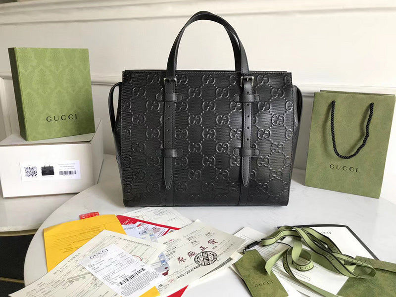 Gucci   Luxury Bags  1064