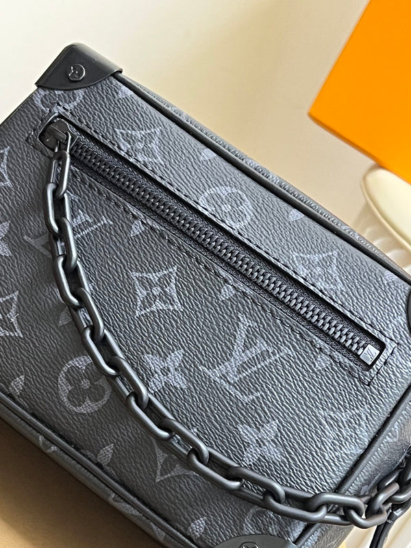 Alice Bags- Louis Vuittons  - 16139