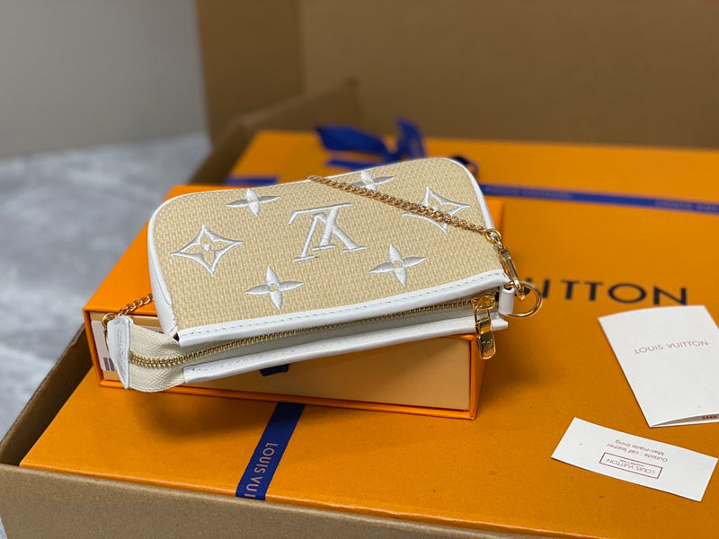 Alice bags - Louis Vuittons  - 15180