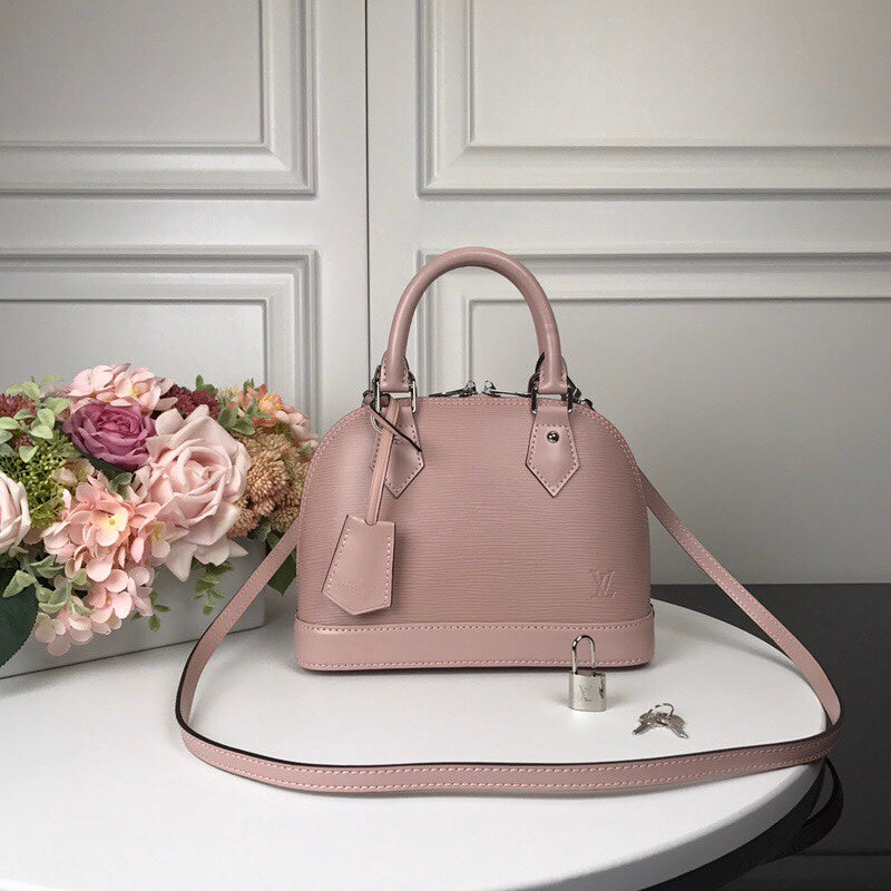 Alice Bags- Louis Vuittons  - 16346