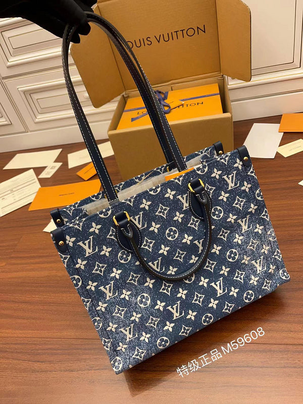 Alice Bags- Louis Vuittons  - 16514