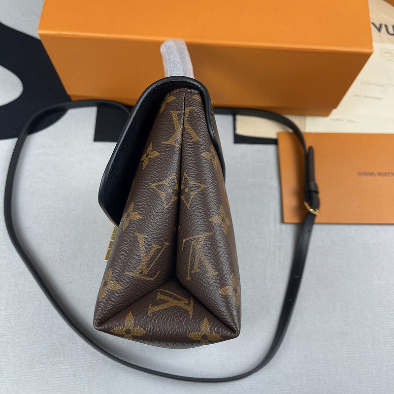 Alice bags - Louis Vuittons  - 7810