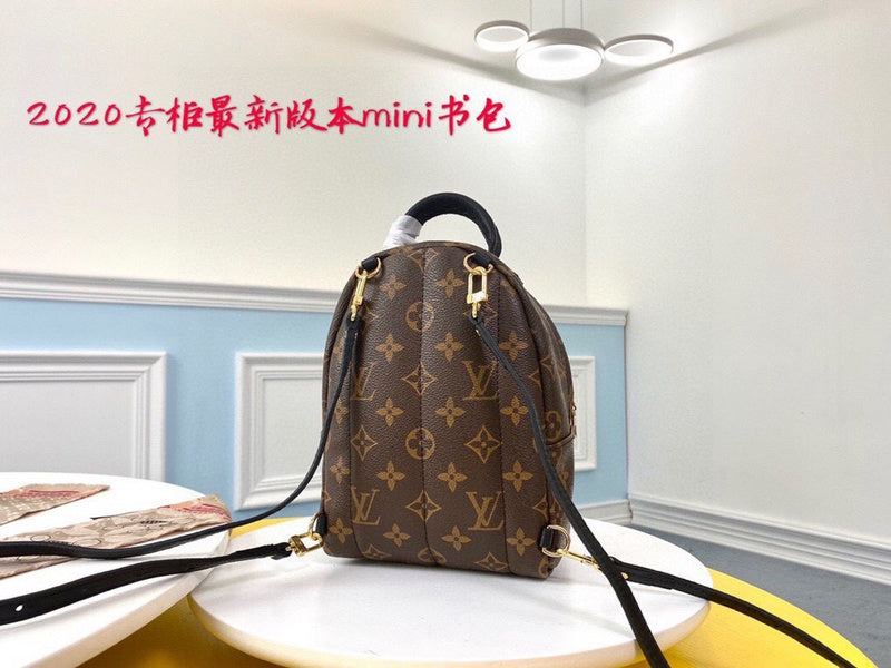 Alice Bags- Louis Vuittons  - 16232