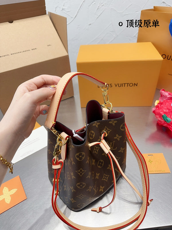 Alice bags - Louis Vuittons  - 14957